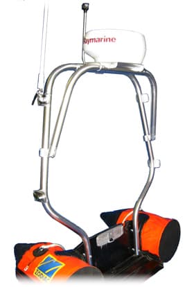 Single loop transom mounted arch with equipment platform
